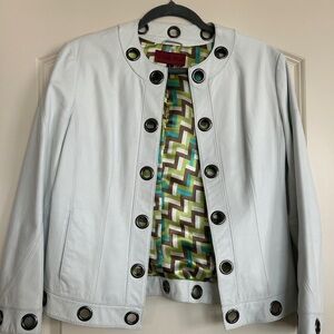 NICOLA BERTI real leather jacket size SMALL
Beautiful white real Italian leather
